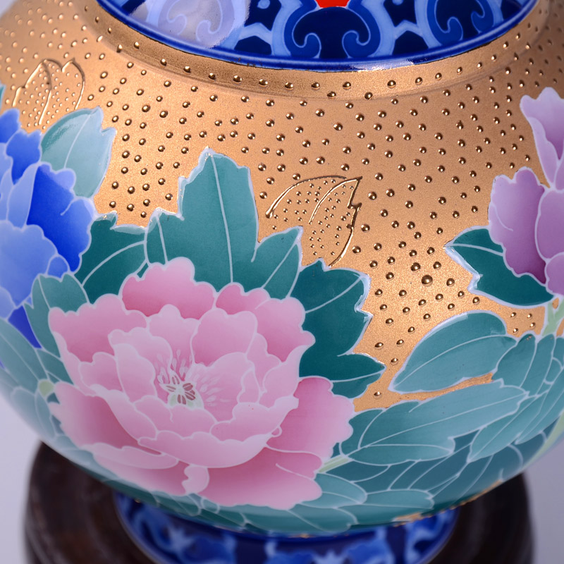 Chinese red floating gold peony design high white porcelain vase household act the role ofing is tasted furnishing articles ceramic decoration villa