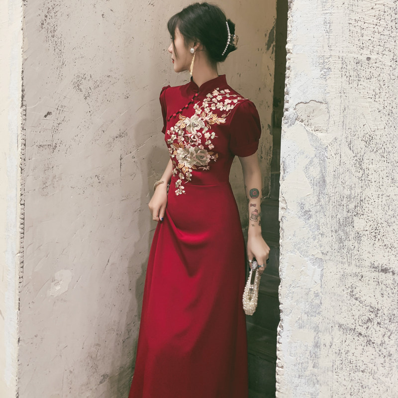 Cheongsam Chinese toast bride 2021 new wedding winter can wear engagement back door dress female Xiuhe