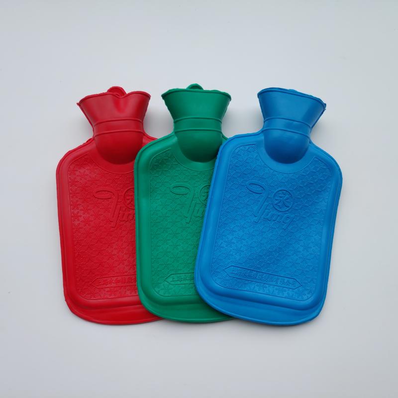 Shanghai Yong word brand flushing hot water bottle double-sided plain rubber children's mini hot water bottle small 500ML