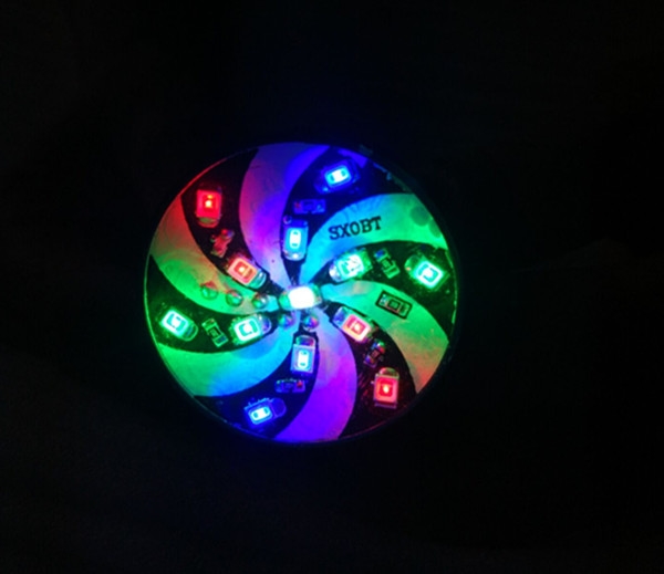 Đại bàng nhanh WISP Fuxi Xe máy Hot Wheel Xe máy Đèn hậu phía sau Ánh sáng lấp lánh LED Màu sắc xoay phanh - Đèn xe máy đèn led xe máy cos vàng pha trắng