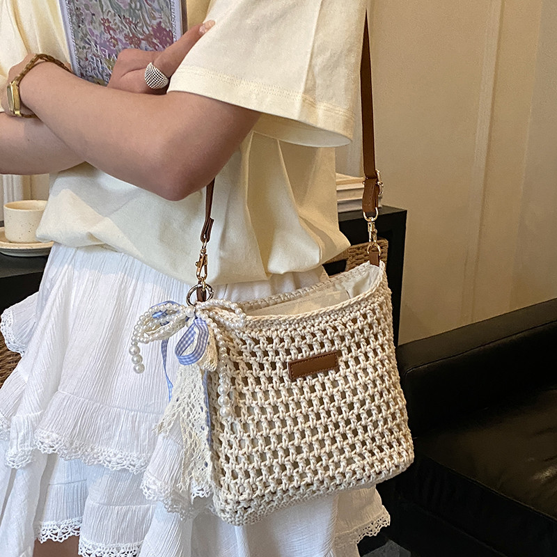 Summer Fashion Woven Crossbody Bag For Women 2026 New Arrival Shoulder Bag Niche Design Casual Beach Vacation Bucket Bag - Thumbnail 3
