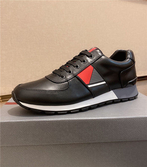 European station 2021 spring casual leather shoes men's fashion comfortable leather Korean version all-match big brand wear-resistant sports shoes