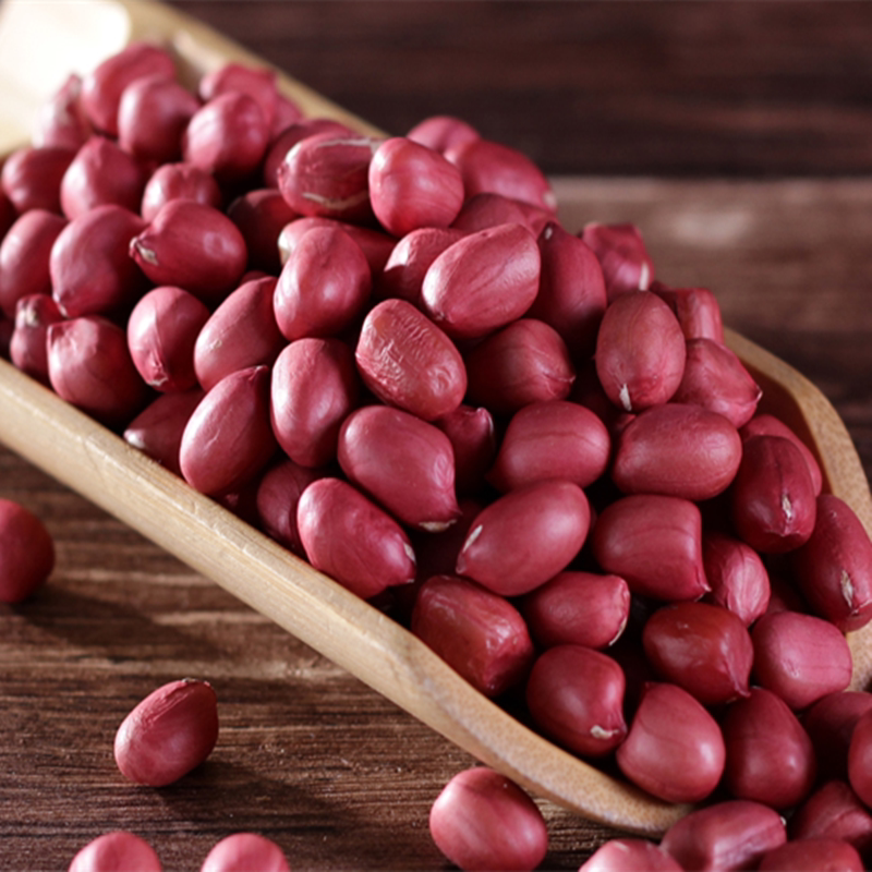 Guangxi farmers self - species red peanut rice - grain peanut peanut grains of red - coated peanut bent with no shell red skin