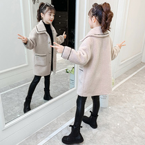 Girl coat 2021 autumn and winter new childrens lamb Xiangfeng wool sweater medium big child foreign-style coat tide