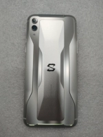 Оригинальная задняя крышка Black Shark 2-го поколения — серебристо-белая — с боковыми кнопками, совершенно новая