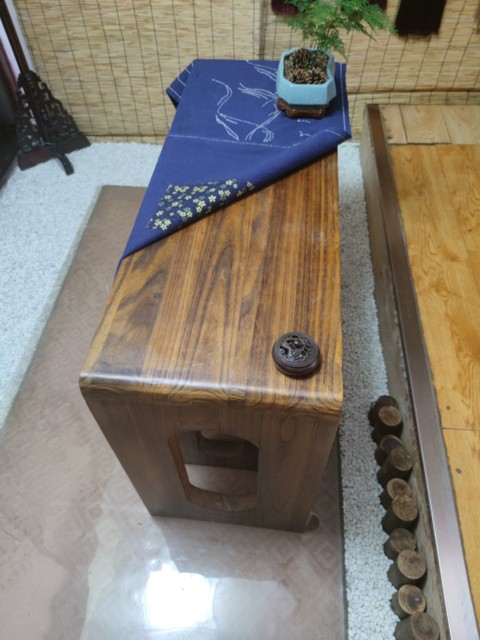 ເຫດການ May Day impulse model Guqin table and stool Guqin integrated table and stool Chinese study table calligraphy table tea table