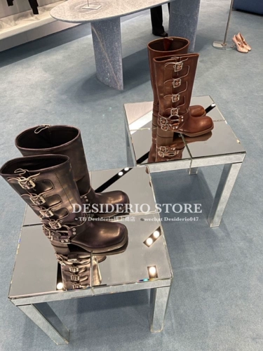 Miu miu miumiu Buckle Boots Multi-Boutton круглые ботинки круглые ноги подлинной покупки