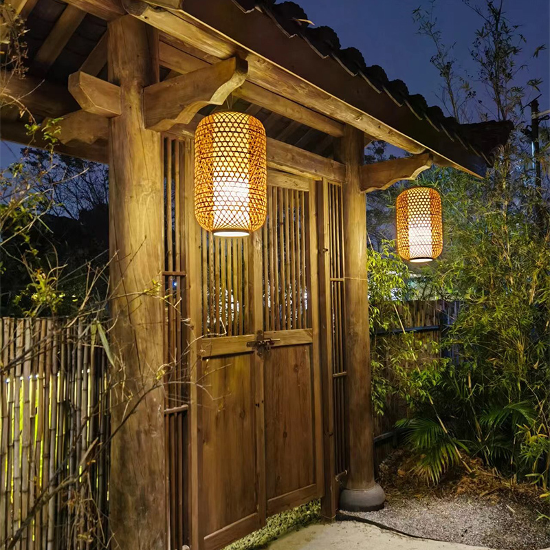 Solar Lanterns at the Gate, a Pair of Handmade Bamboo Lanterns, Chandeliers, Outdoor Waterproof and Sun-Proof Door Decoration Lights
