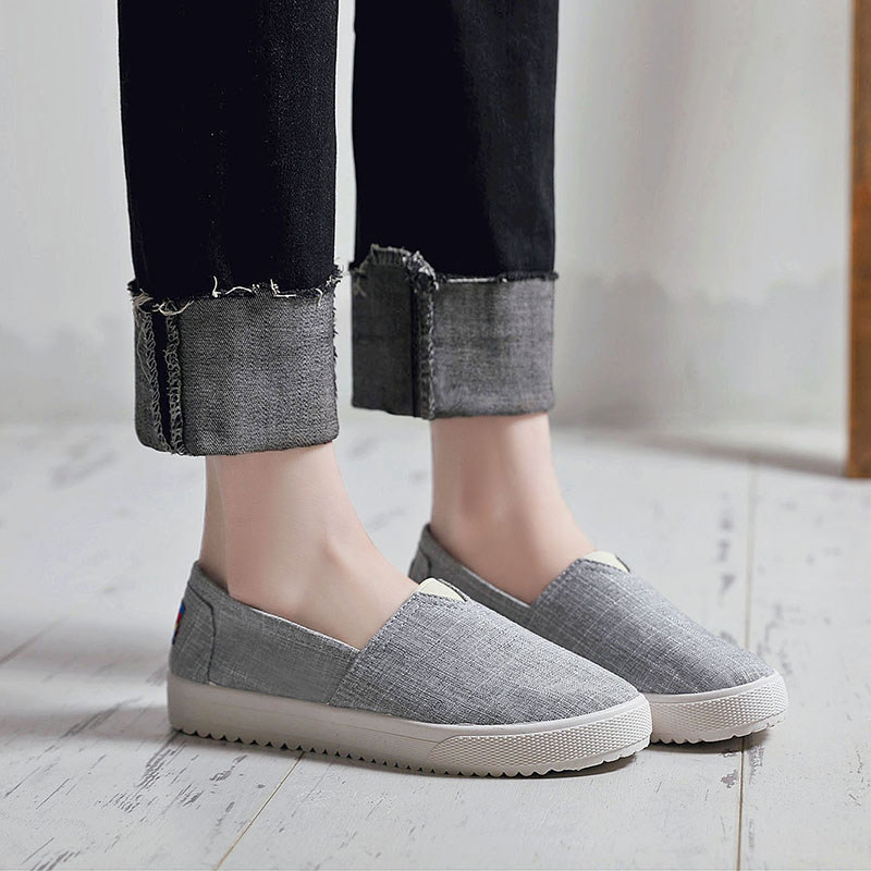 Han Edition Old Beijing Cloth Shoes Women One Foot Pedal Sails Shoes Women's Sleeves Feet Casual Sloth Cloth Shoes Heightening Thick Bottom Student Shoes