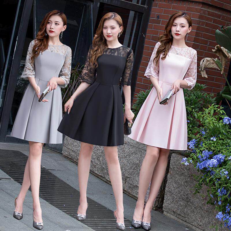 Celebrity hosts can usually wear small dresses and skirts, simple and generous women's multi-color dress season 2020 new styles