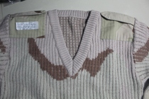 Military wind Middle East Autumn Winter and Fall District Trisha Sweater V - collar mens sweater