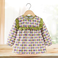 Зеленый лонгслив, квадратный вырез, в цветочек