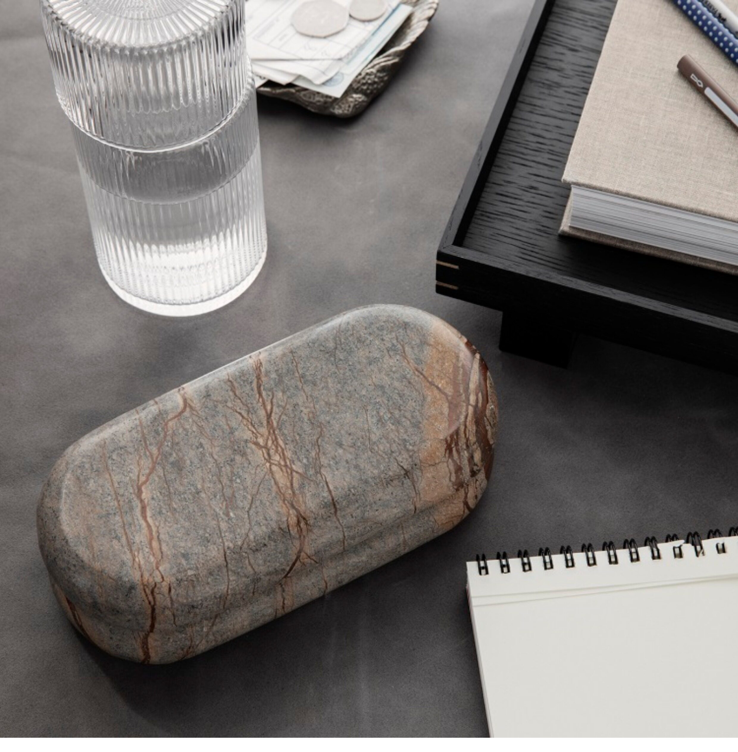 Дания ferm LIVING bendum серия мрамор в коробку держатель щетки пенал ваза нордический 