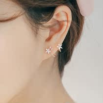 Stud earrings female Korean fashion jewelry earrings Personality sweet temperament flower curved ear clip Student simple 