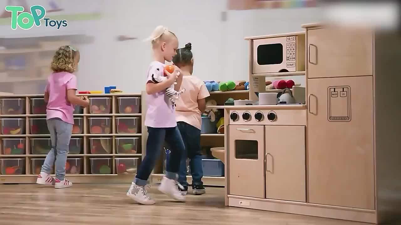 Top Kindergarten Daycare Furniture Wooden Design Kids Table Chair Set