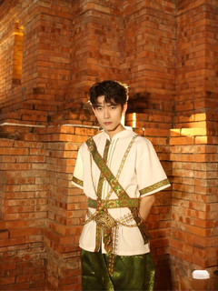 Tailandia xishuangbanna estilo tailandés hombres festival de aspersión de agua danza ropa de rendimiento étnico traje de algodón y lino para adultos