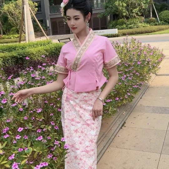 New Xishuangbanna Dai Ethnic Clothing for Women, Jacquard Top and Long Skirt, Traditional Thai Outfit Set, Everyday Wear