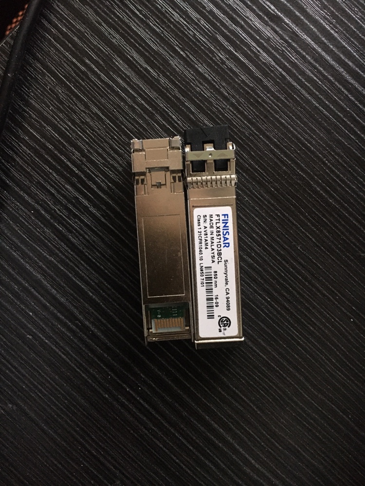 Finisar FTLF8528P3BCV-QL 8G SW Optical Module QLE2562 HBA Module