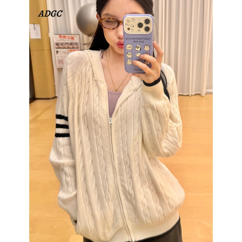 Adgc Xue Xiaowan's Same Style Twist Pattern Hooded Knitted Cardigan Sweater for Men and Women, Autumn and Winter Slimming Versatile Sweater Jacket Adgc Xue Xiaowan's Same Style Twist Pattern Hooded Knitted Cardigan Sweater for Men and Women, Autumn and Winter Slimming Versatile Sweater Jacket