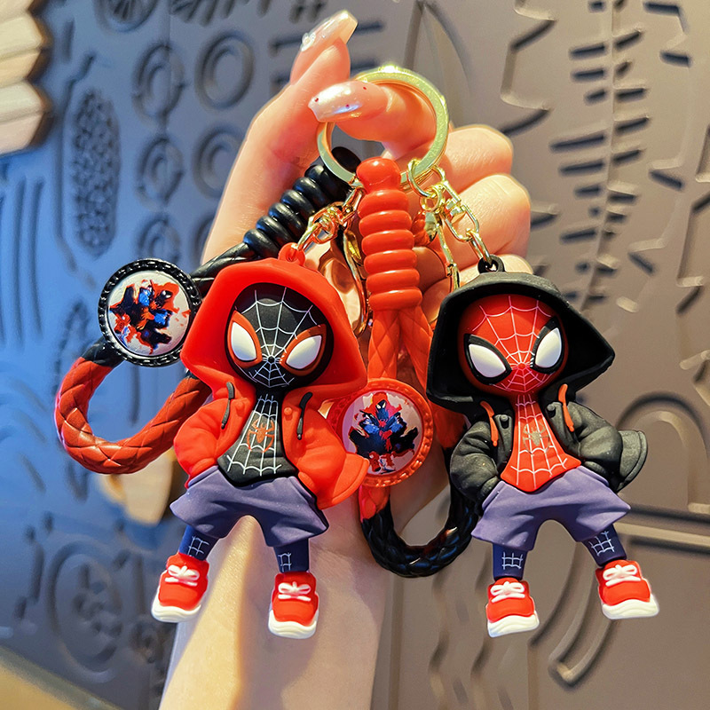 Marvel the Amazing Spider-Man Keychain Trendy Spider-Man Doll Pendant Male Student Backpack Decoration Key Ring