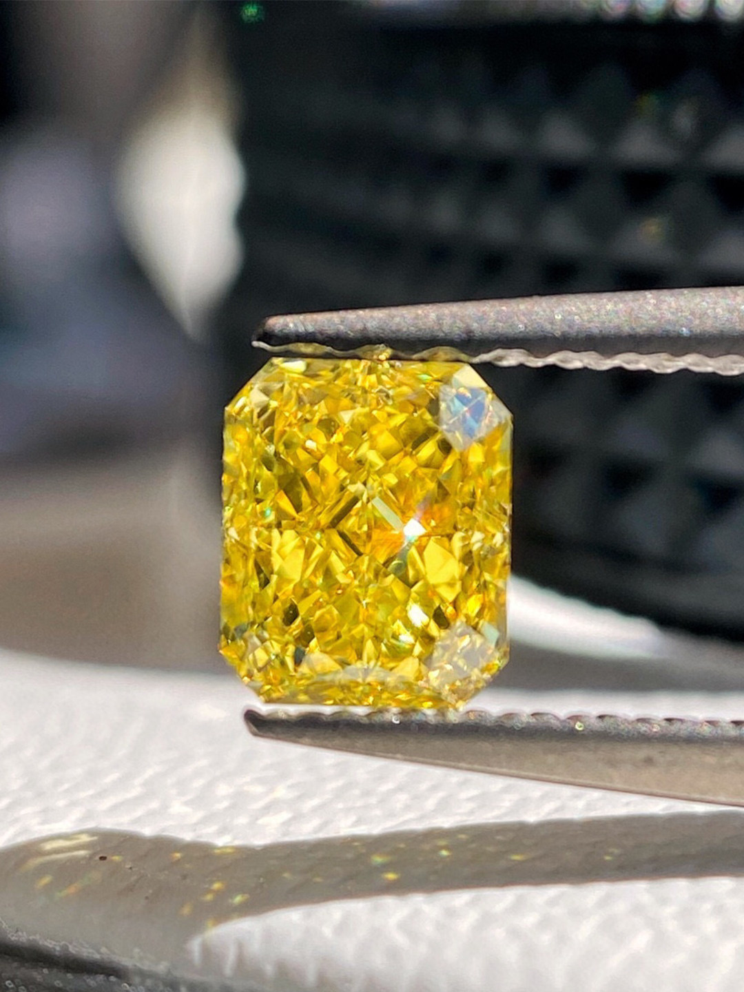 GIA一克拉艳彩黄钻💎 VS1净度18K金戒-裸钻-淘宝好物网