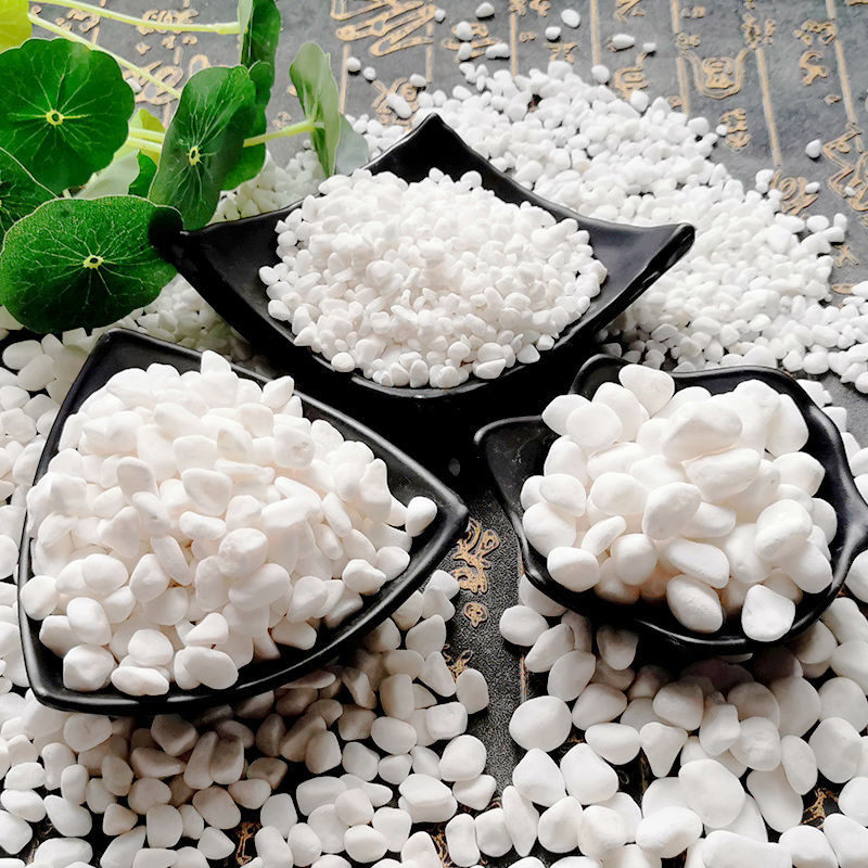 Natural white pebble garden cobblestone day-style courtyard balcony with view paving small yard with white small stones