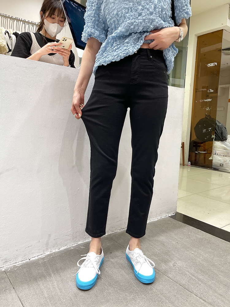 wipelia Chen Ji Jeans Woman 100 lap Hitch slim slim straight cylinder 90% pants jeans pantypants black W05