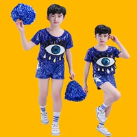 Синие шорты