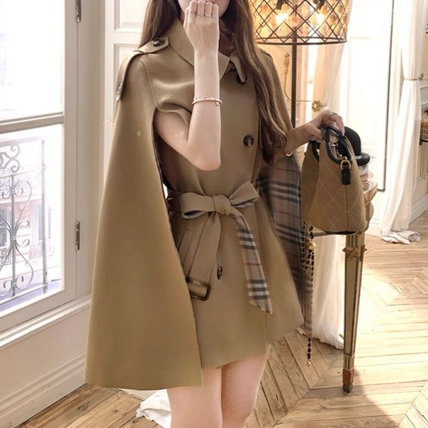 Mid-Length Waist-Cinching Plaid Trench Coat for Women, Autumn French Retro Style, Elegant and High-End Coat