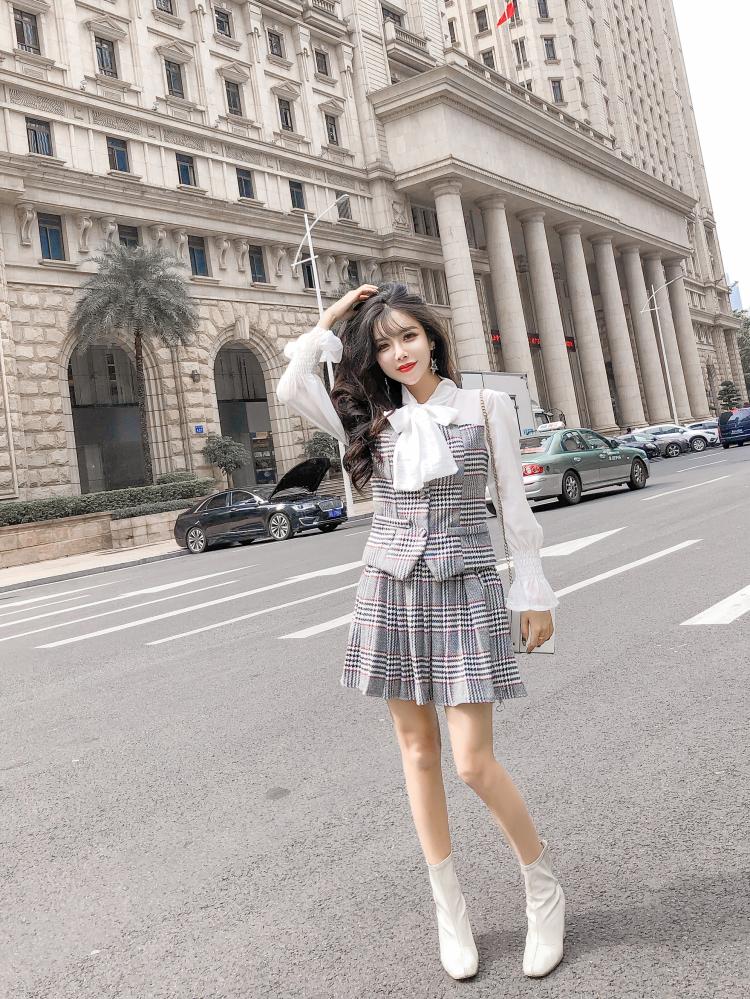 DABI 韓系蝴蝶結拼接百褶裙套裝長袖裙裝 DABI 韓系蝴蝶結拼接百褶裙套裝長袖裙裝