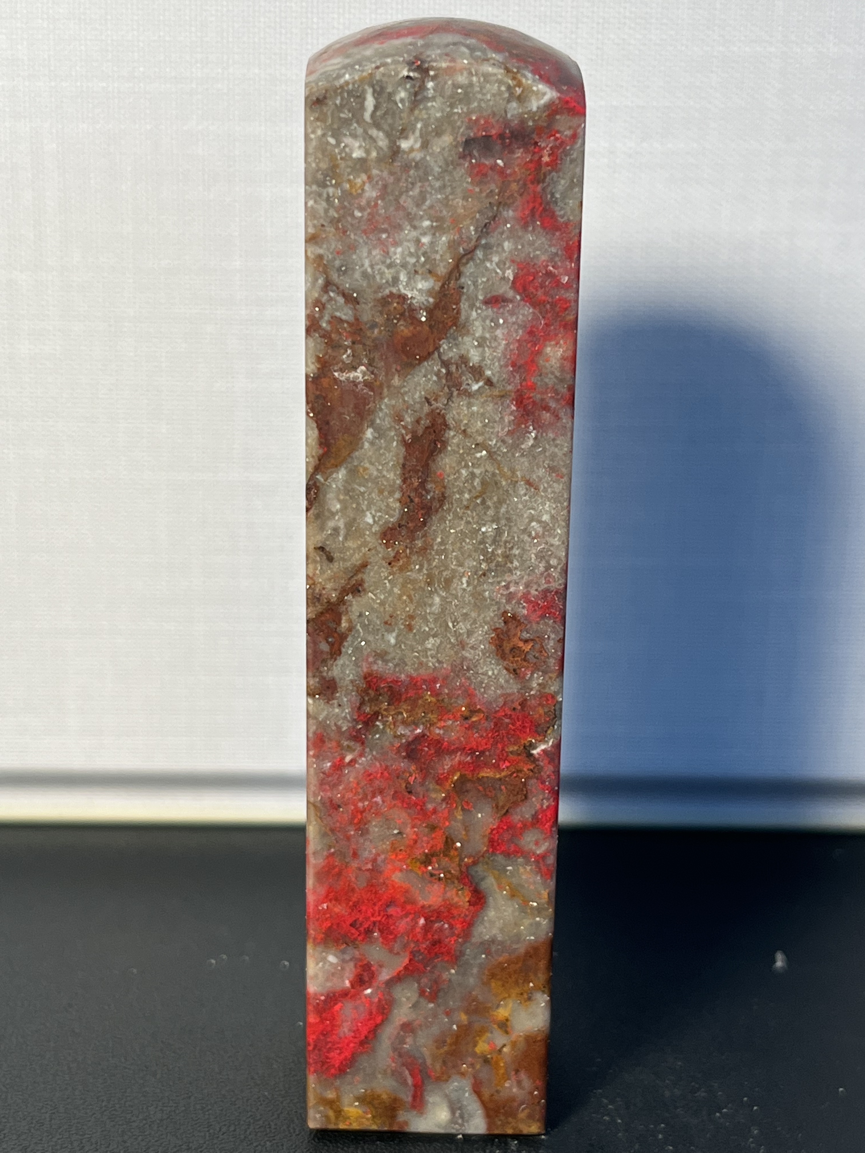 昌化鸡血石印章：传承千年的艺术瑰宝，收藏界的硬通货！-珠宝