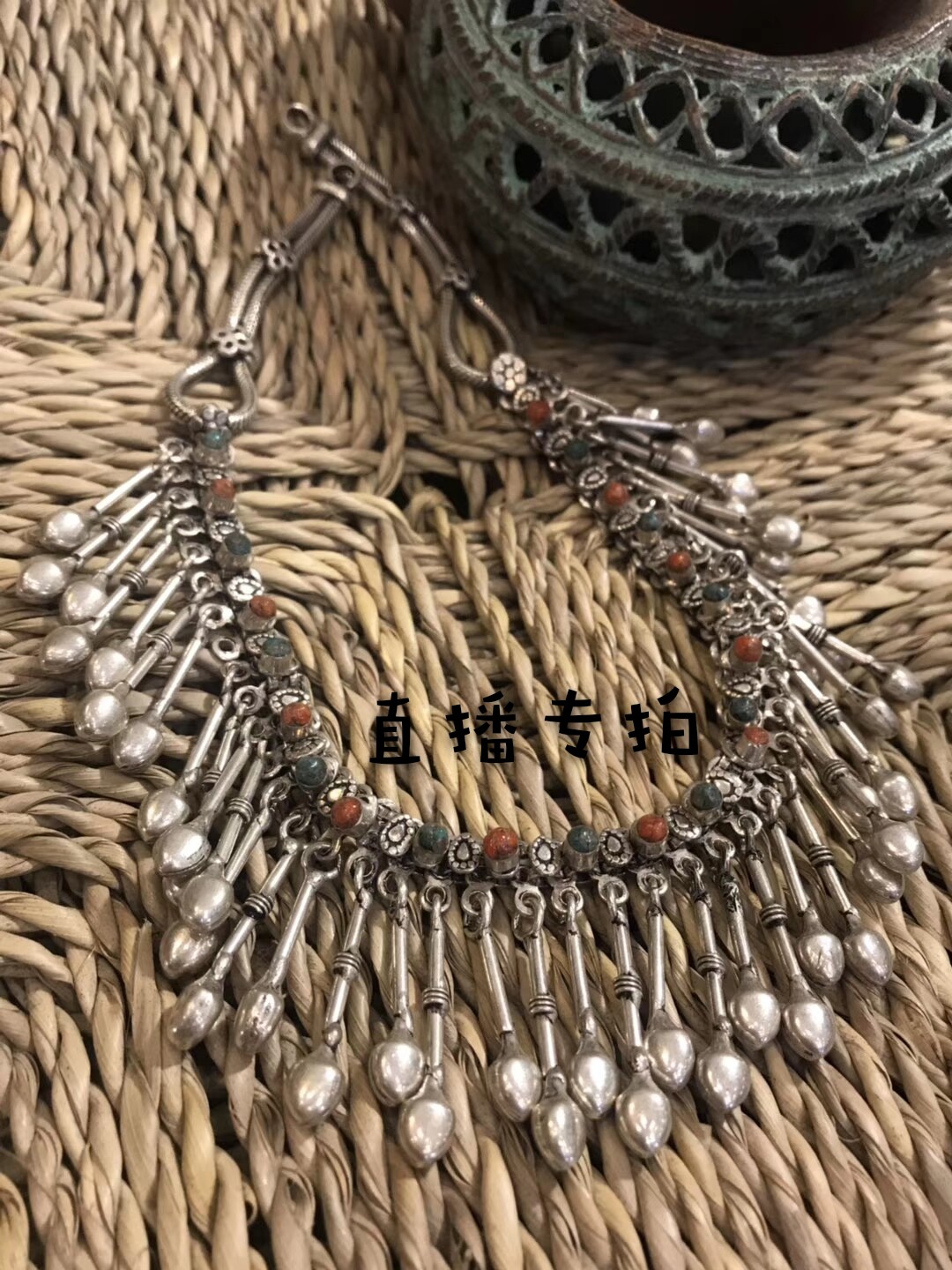 (Yunyun Global travel purchase)Moroccan female live special shot