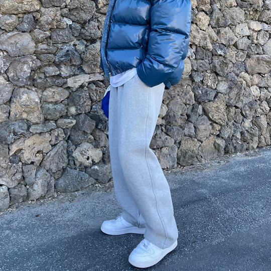 Fleece-Lined Men's Sweatpants 2026 Popular Casual Versatile Loose Jogger Pants Korean Style Simple Straight Solid Color Casual Pants