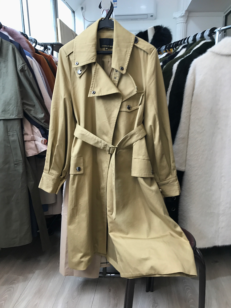 Một số lượng nhỏ chi phí-hiệu quả chất lượng cao cotton trench coat ~ 2018 mùa thu mới đơn giản tính khí áo khoác áo khoác phao nữ