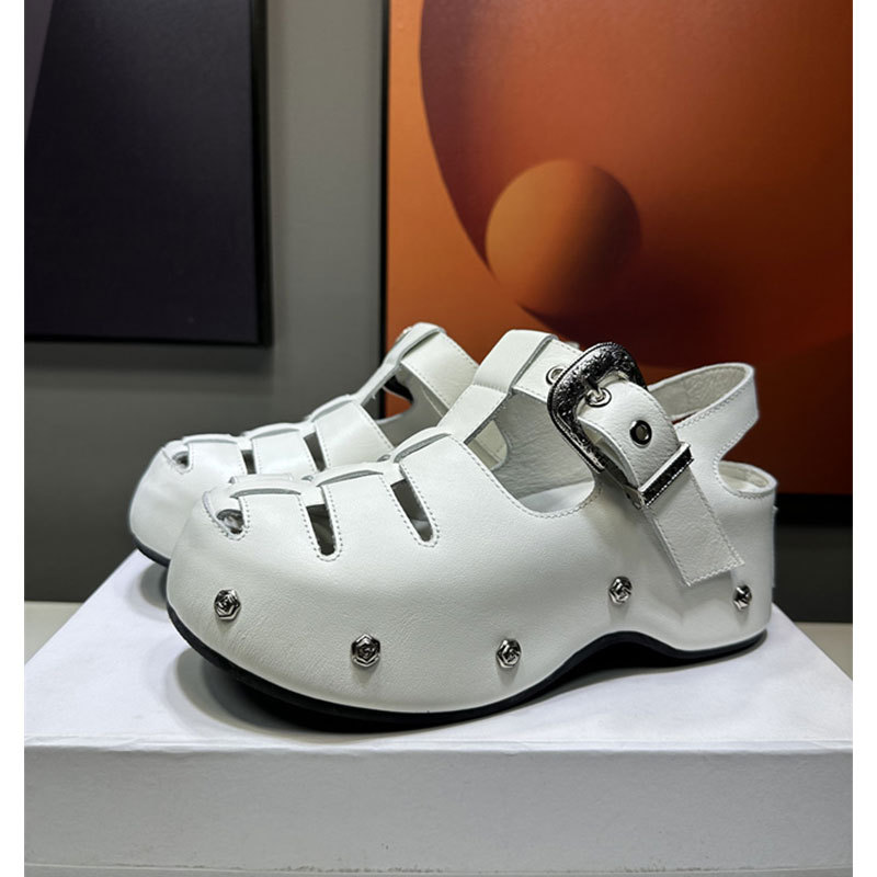 European Style Outdoor Casual Roman Sandals, New Summer Model, Genuine Leather Hollow Height-Increasing Shoes, Iris Flower Buckle, Light Luxury Pig Cage Sandals