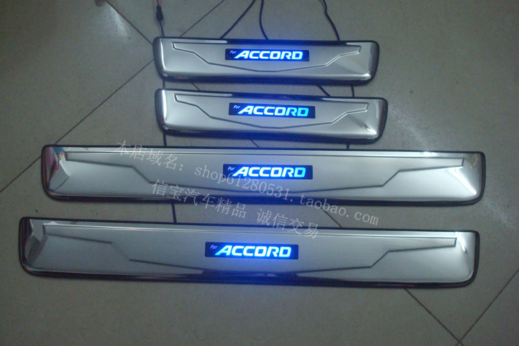 Accord 2 4 2 0 modified welcome pedal 780th generation Accord modified with light threshold bar LED foot pedal