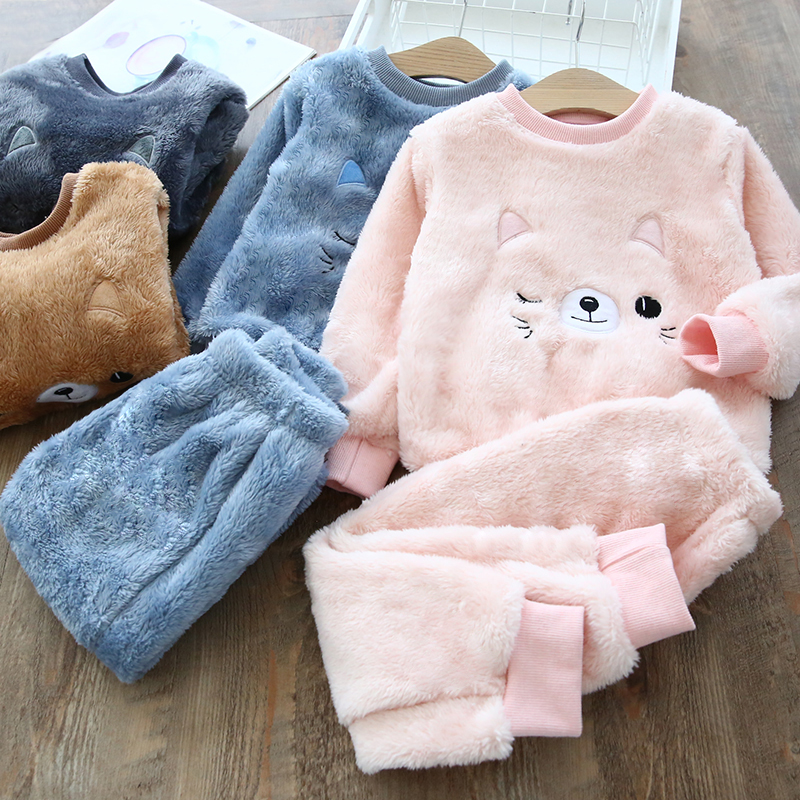 Children's pajamas 2020 winter new baby velvet thickened flannel home clothes children's winter warm home