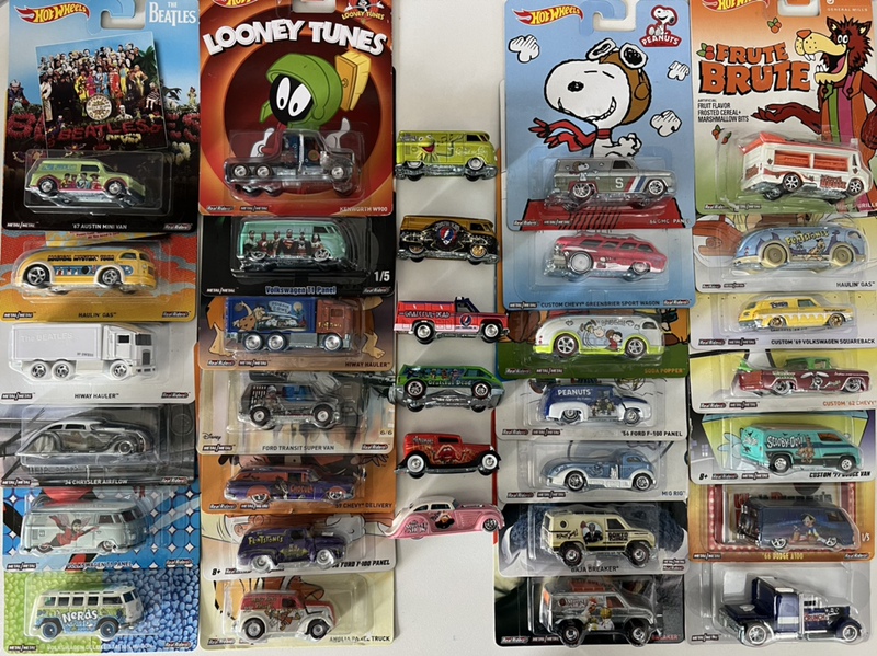 【8.27 Culture 2】Hot Wheels Pop Culture T1 Nose Art Public Bus Atari