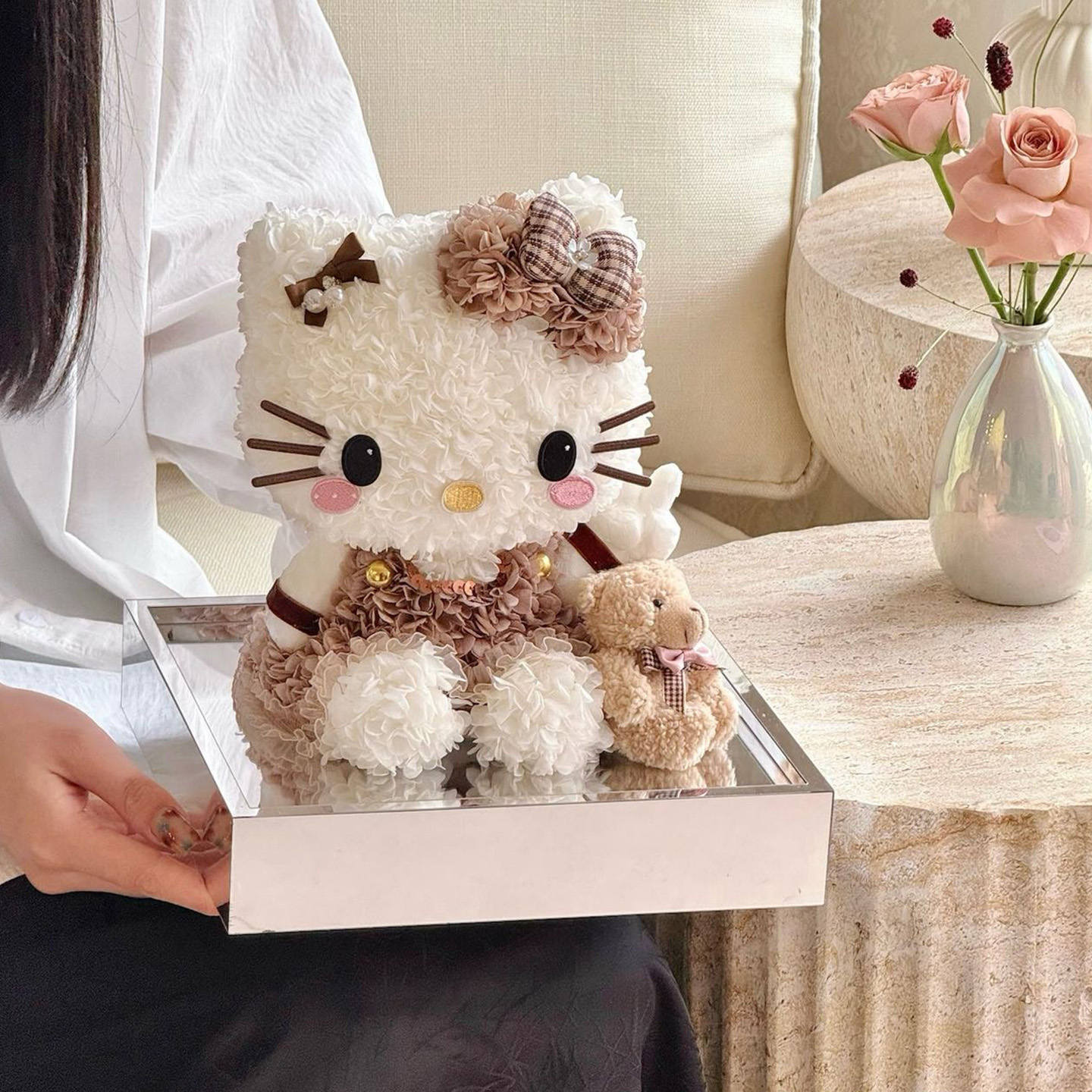 Hello Kitty治愈系摆件：学生送礼的理想选择