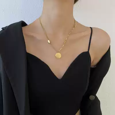 Hong Kong (designer) RVY 2021 new necklace female letter round brand choker light luxury retro simple