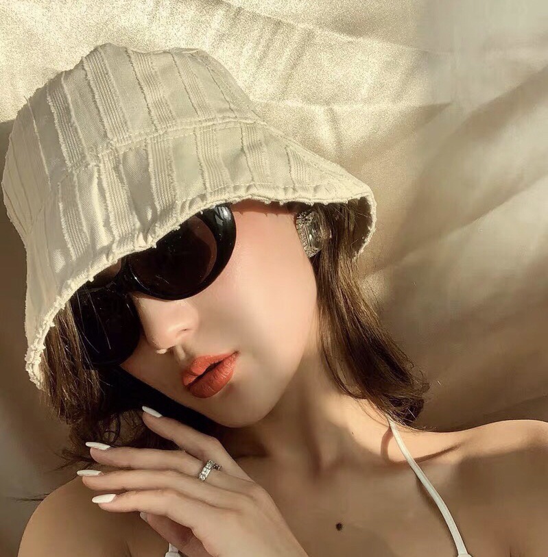 Japanese Niche Design Pure Color Retro Bucket Hat Women Ins Wind Fisherman Hat Women's Day Department Summer Sunscreen Hood