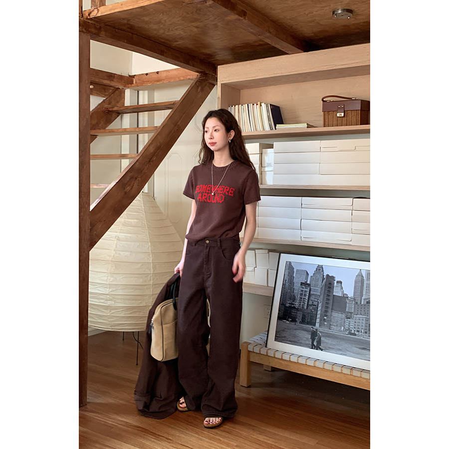 咖色纯棉秋季中高腰显瘦牛仔裤