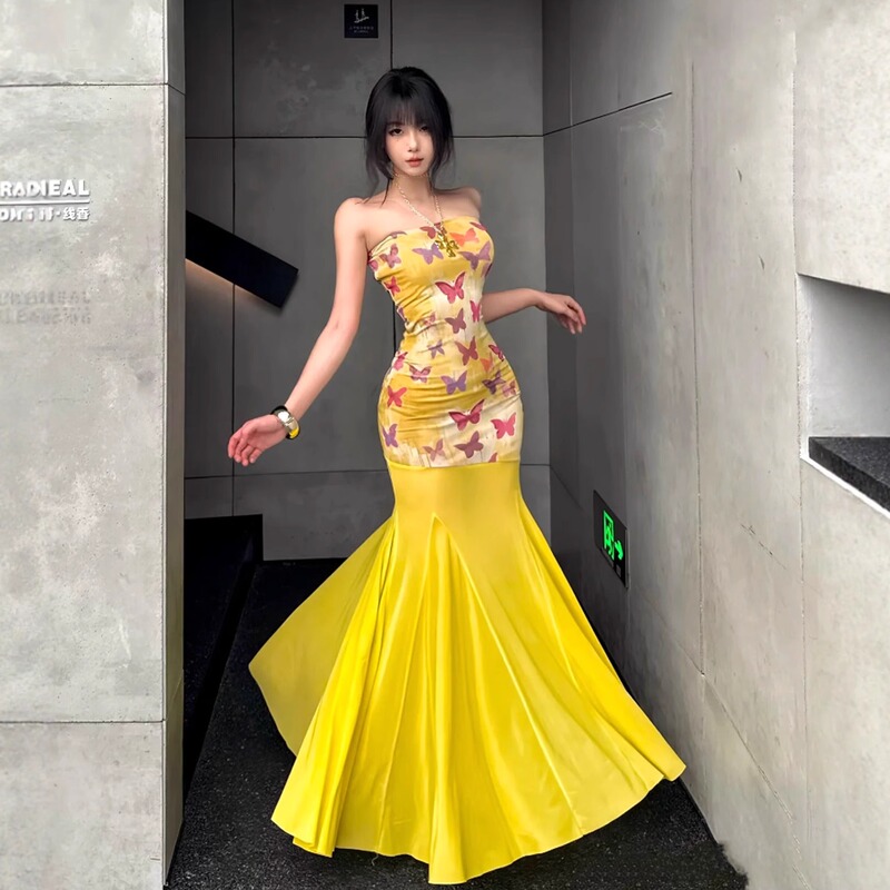Beautiful Island Dopamine Tube Top Dress for Women 2026 New Style High-End Butterfly Splicing One-Shoulder Mesh Dress