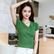 Early autumn small man short V collar knitted base shirt women thin 2021 New slim slim body top