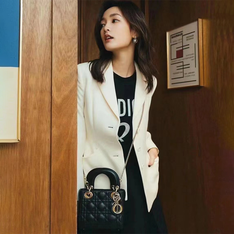 2024 Spring and Autumn New Star Yang Caiyu's Same Style Classic Single-Breasted Suit Silk Wool Vintage Waist-Slimming Jacket for Women 2024 Spring and Autumn New Star Yang Caiyu's Same Style Classic Single-Breasted Suit Silk Wool Vintage Waist-Slimming Jacket for Women