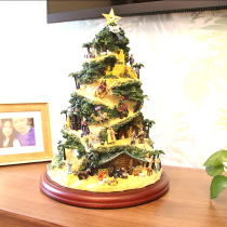 American Christmas gift music box Christmas tree glowing desktop furnishings window props cafe B & B B & B decorations