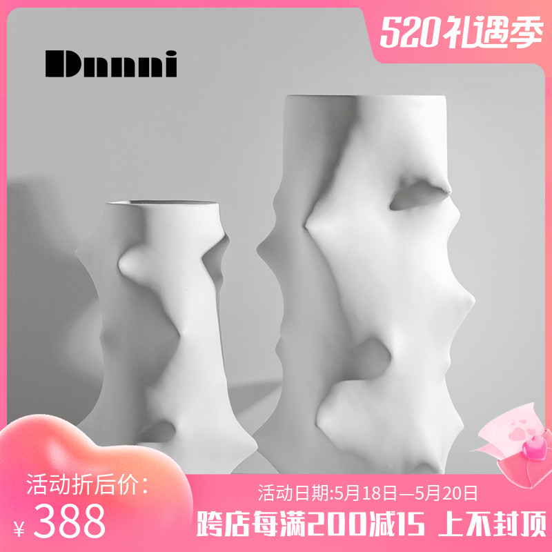 Dnnni Tingling Bottle Resin Vase Nordic Modern Minimalist Home Living Room Decent Board Room Hotel Florist Ornament Pendulum