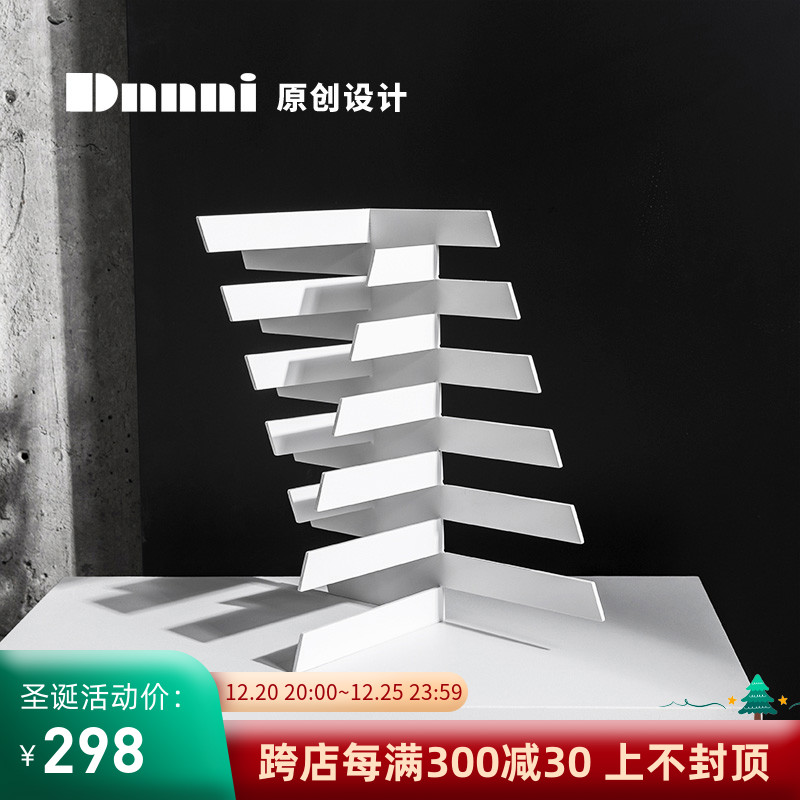 Dnnni abstract line metal ornaments Nordic modern home living room porch study model room soft decorations