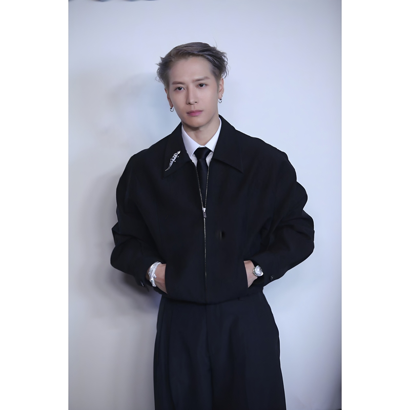 Jackson Wang Celebrity Style Black Lapel Zipper Jacket Men's Loose Casual Everyday Design Trendy Coat Jackson Wang Celebrity Style Black Lapel Zipper Jacket Men's Loose Casual Everyday Design Trendy Coat