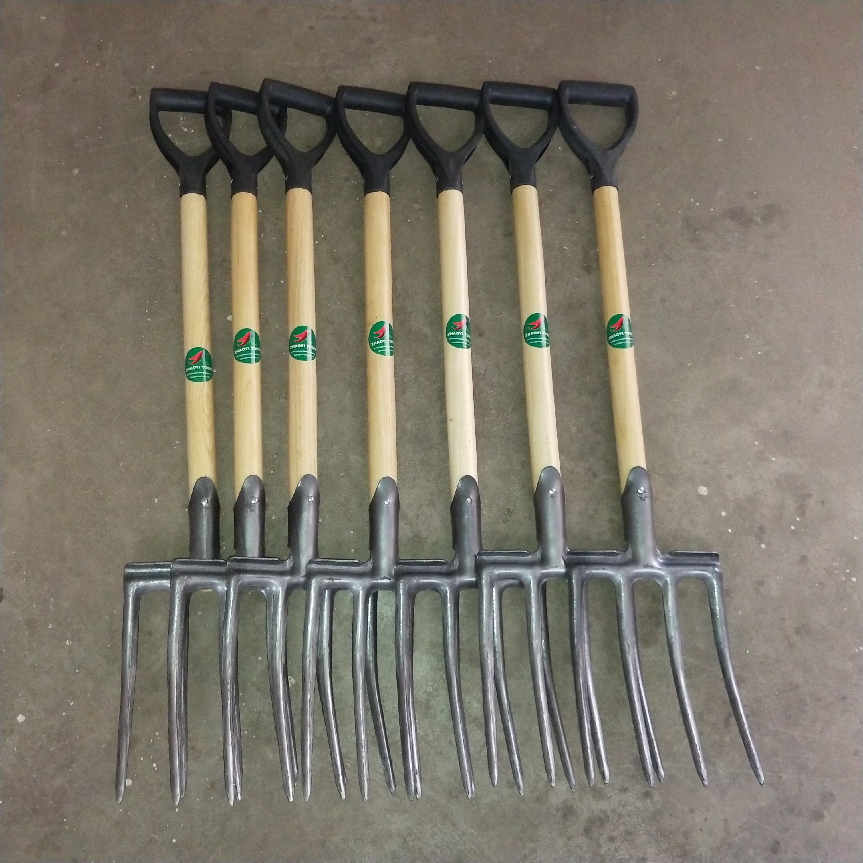 Fork Agricultural earth ripper artifact Iron fork teeth Four agricultural tools digging garlic seedlings Farming tools Large pitchfork